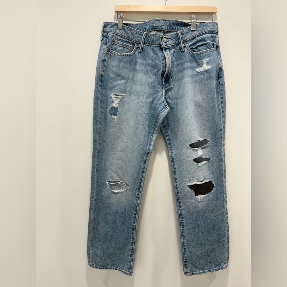 Men’s Abercrombie and  Finch Kennan Straight Light Blue Jeans 32W 30L